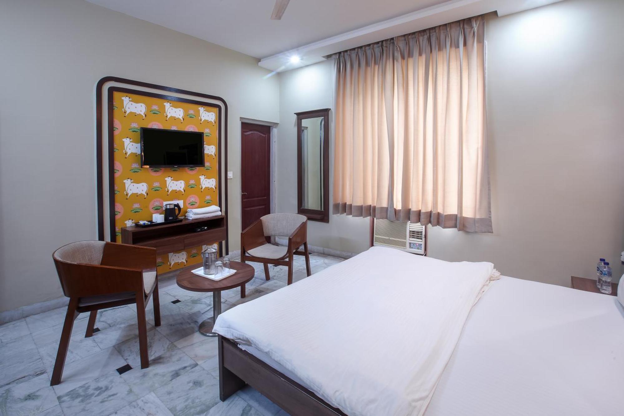 Hotel Bhakti Dhama Vrindāvan Exterior foto