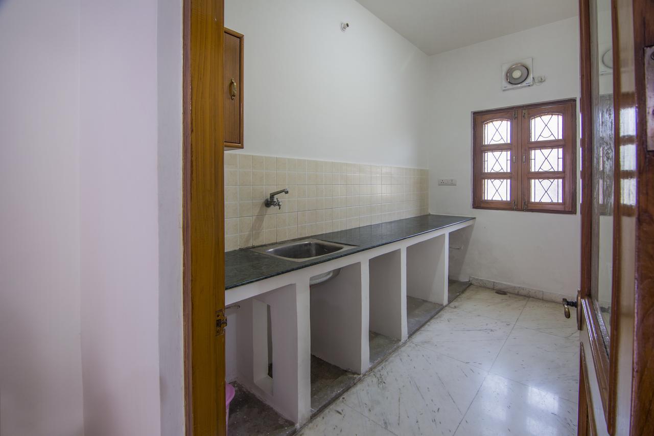 Hotel Bhakti Dhama Vrindāvan Exterior foto